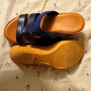 Open toed wedges made in italy